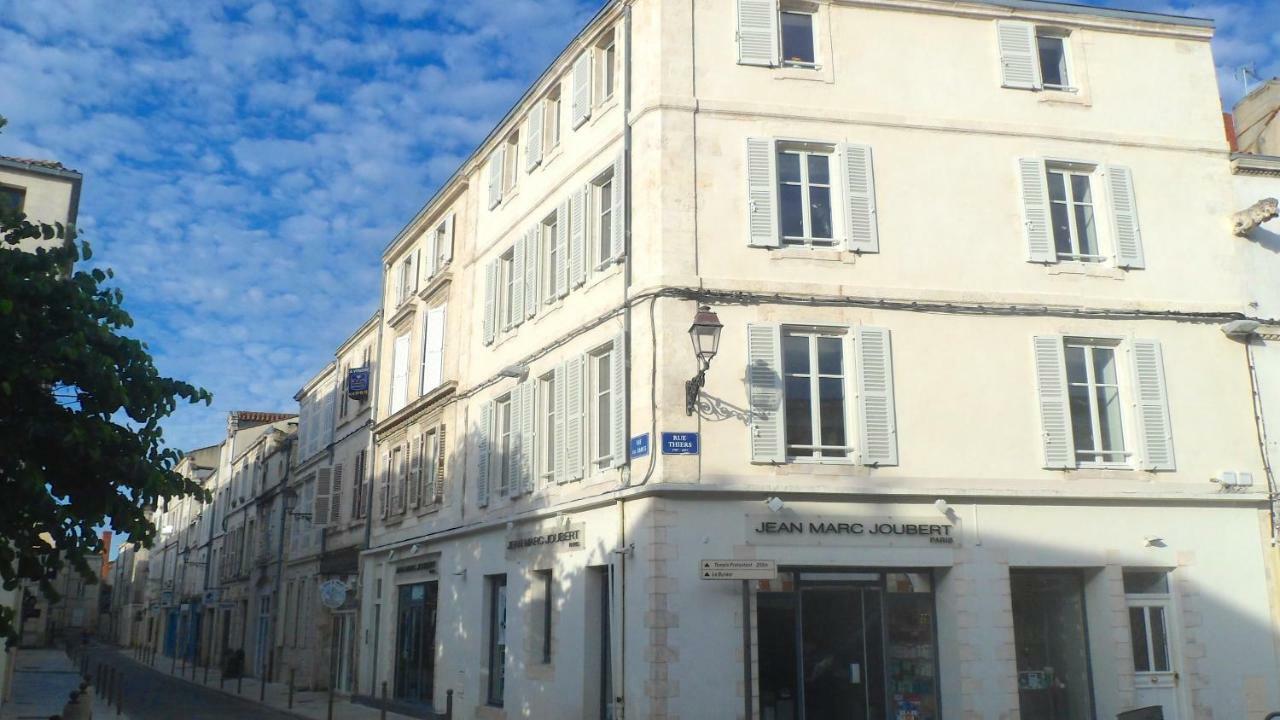 Les Halles 2 La Rochelle  Exterior photo